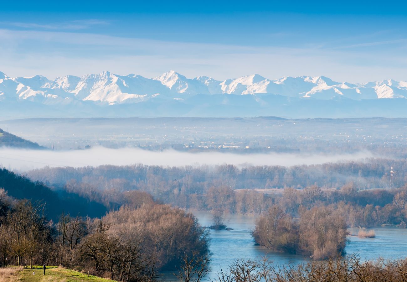 Appartement à Frouzins - Le Lamartine 🏕: baignez dans la nature en ville 