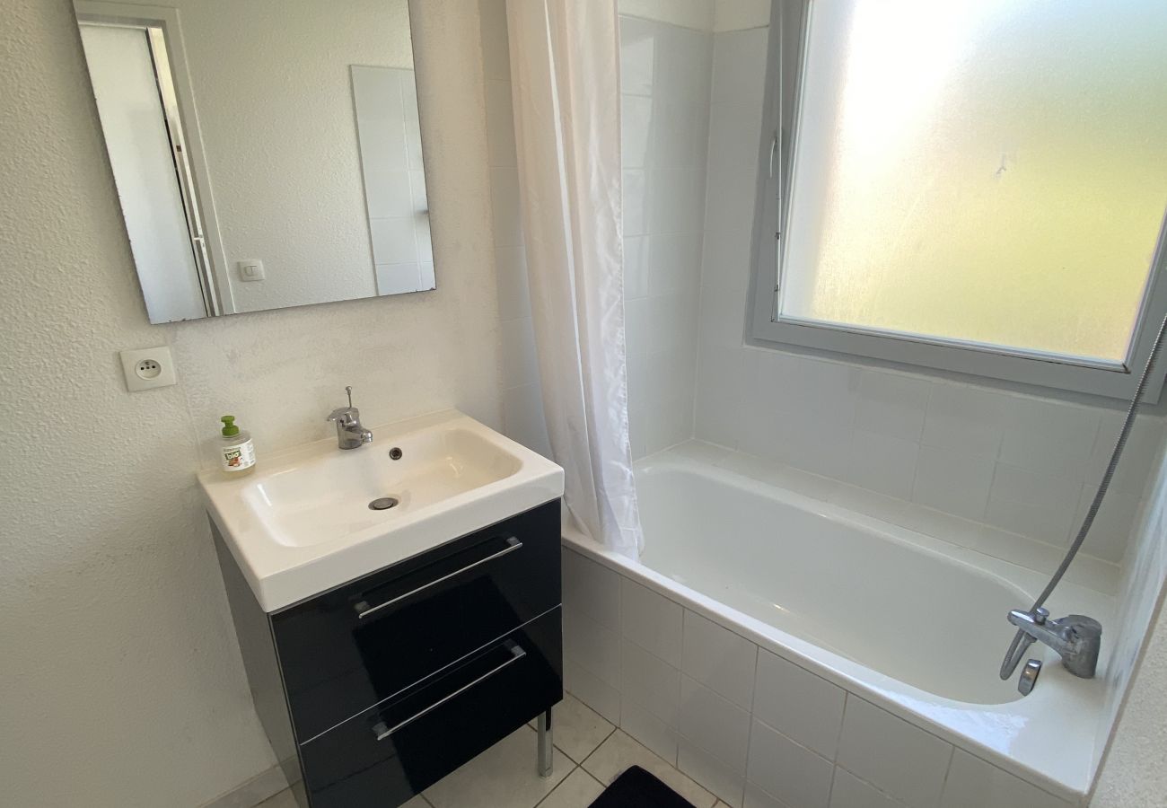 Appartement à Toulouse - Le Fer à Cheval : Agréable T2 avec petit Parking