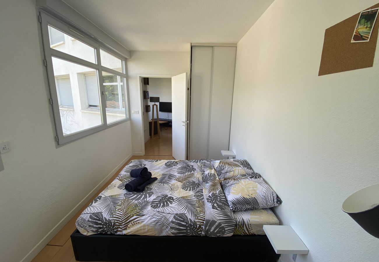 Appartement à Toulouse - Le Fer à Cheval : Agréable T2 avec petit Parking