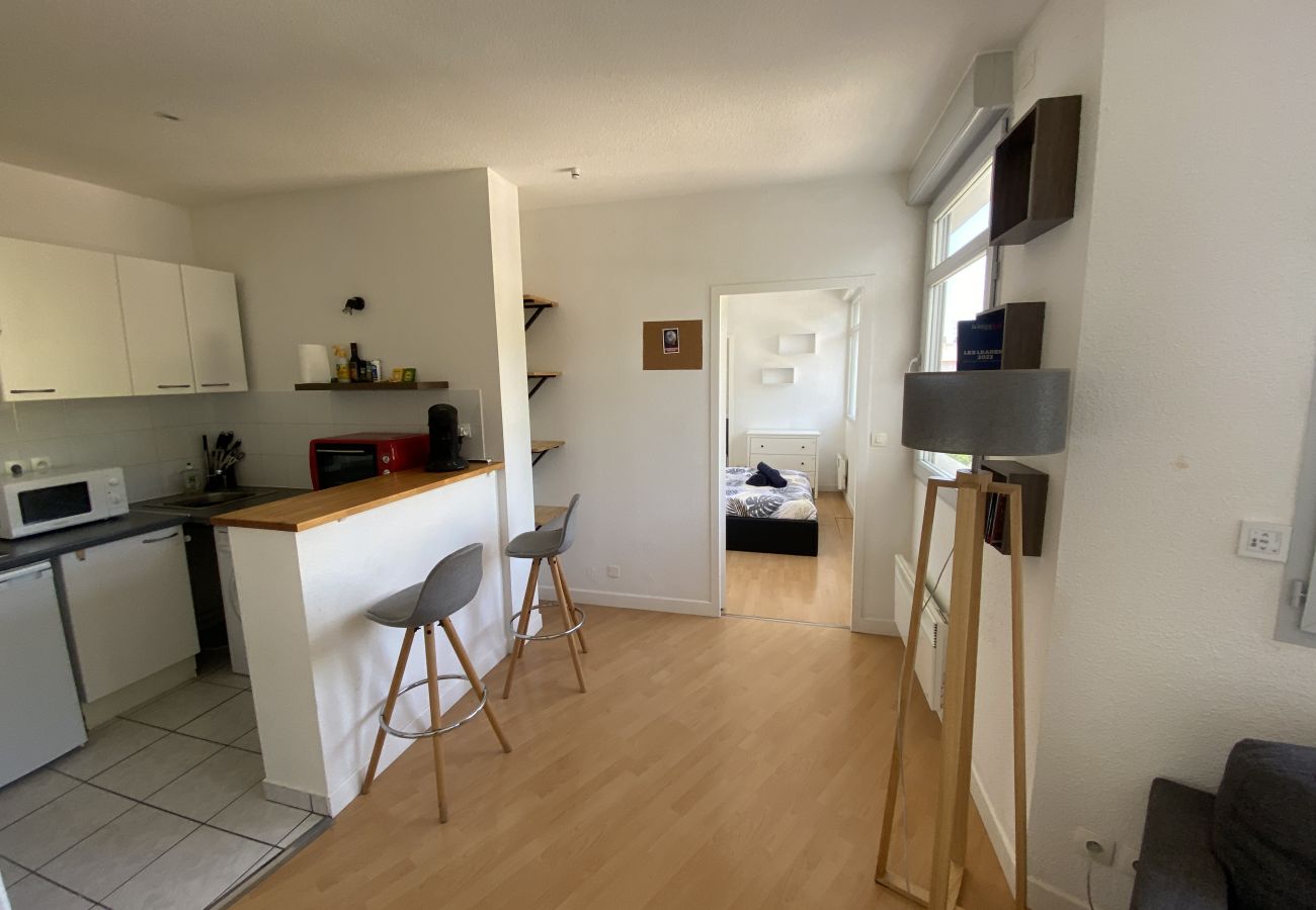Appartement à Toulouse - Le Fer à Cheval : Agréable T2 avec petit Parking