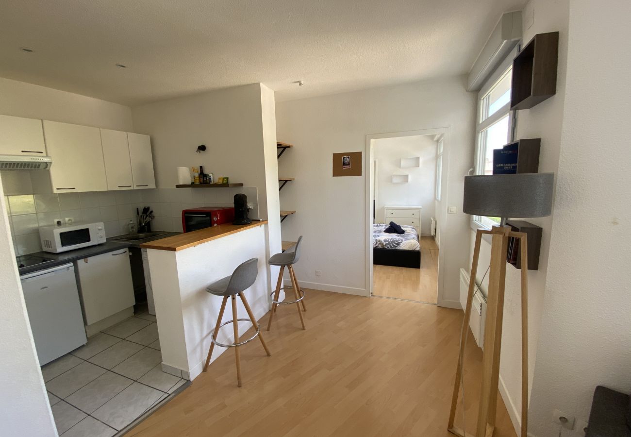 Appartement à Toulouse - Le Fer à Cheval : Agréable T2 avec petit Parking