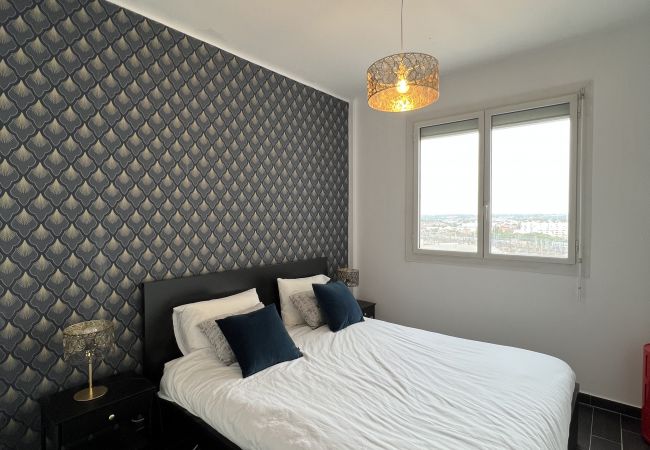 Appartement à Toulouse - Le Pyrénéen : T2 proche Gare avec vue incroyable Appartement à Toulouse - Le Pyrénéen : T2 proche Gare avec vue incroyable