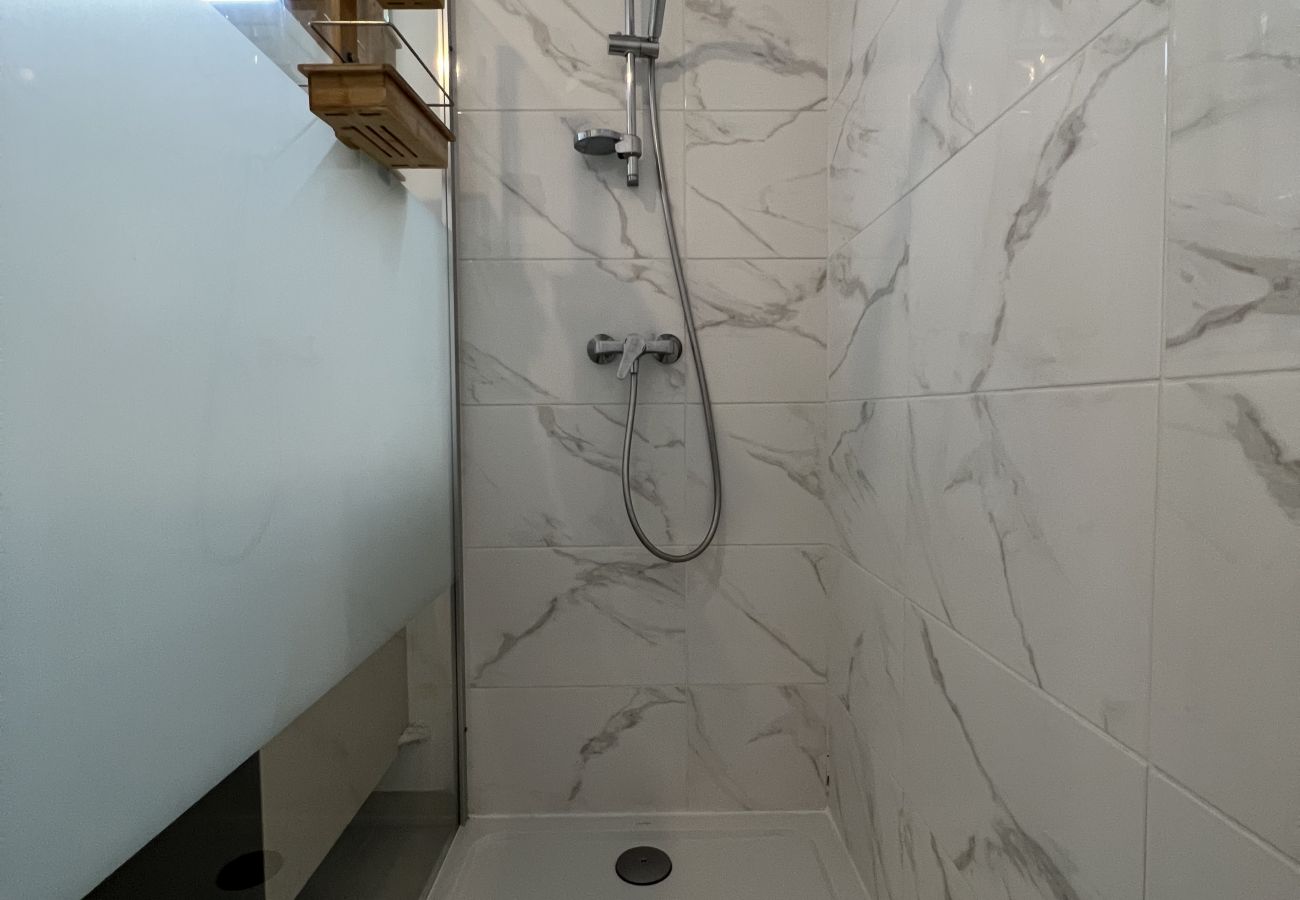 Appartement à Toulouse - Le Jardin : Superbe appt 4p - parking & balcon