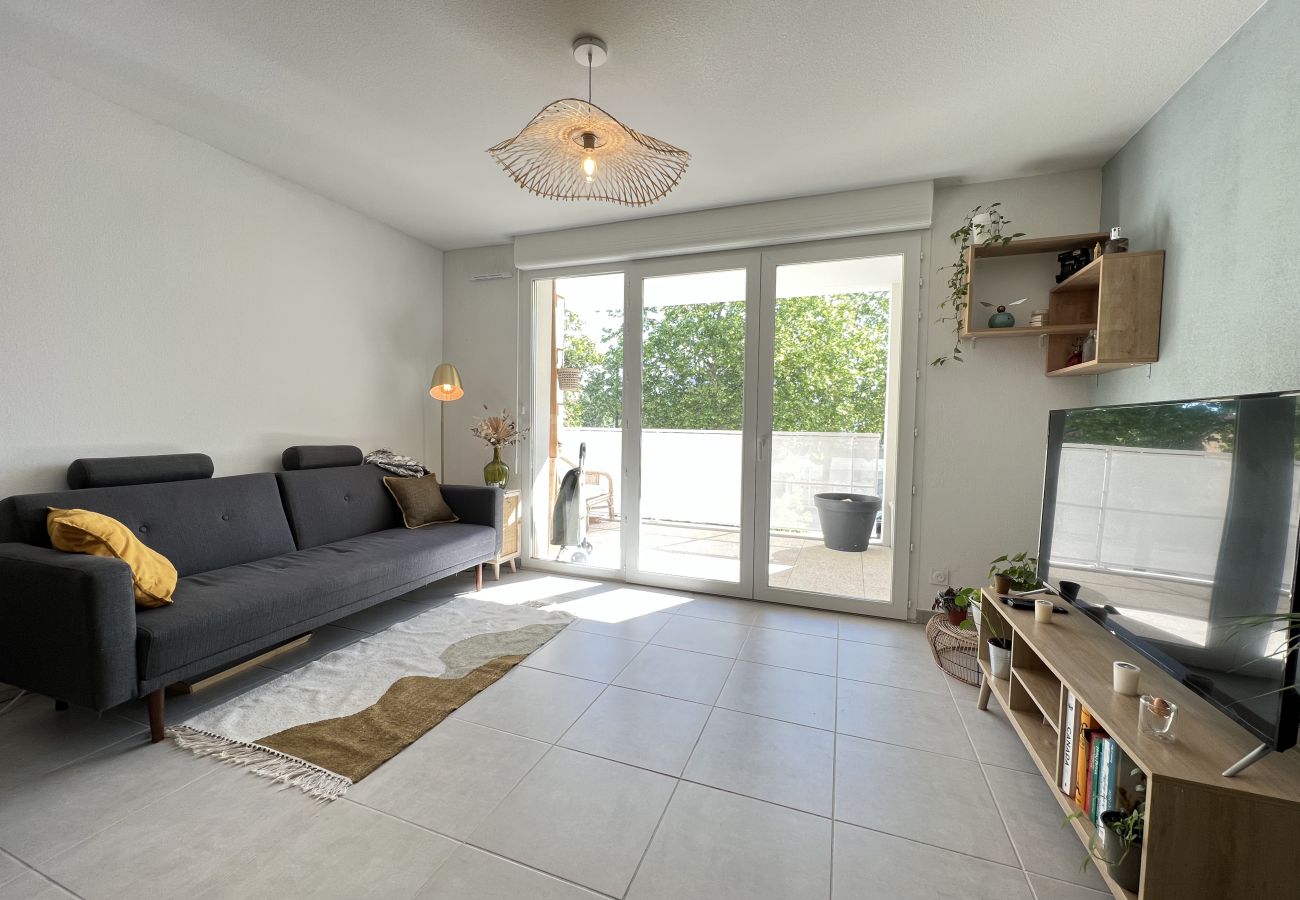 Appartement à Toulouse - La Louisiane: Lumineux T3 - Proche Métro