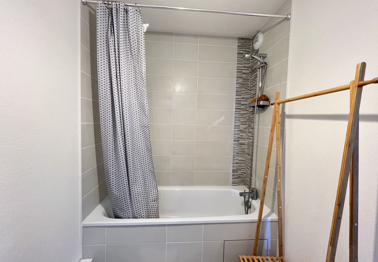 Appartement à Toulouse - La Louisiane: Lumineux T3 - Proche Métro