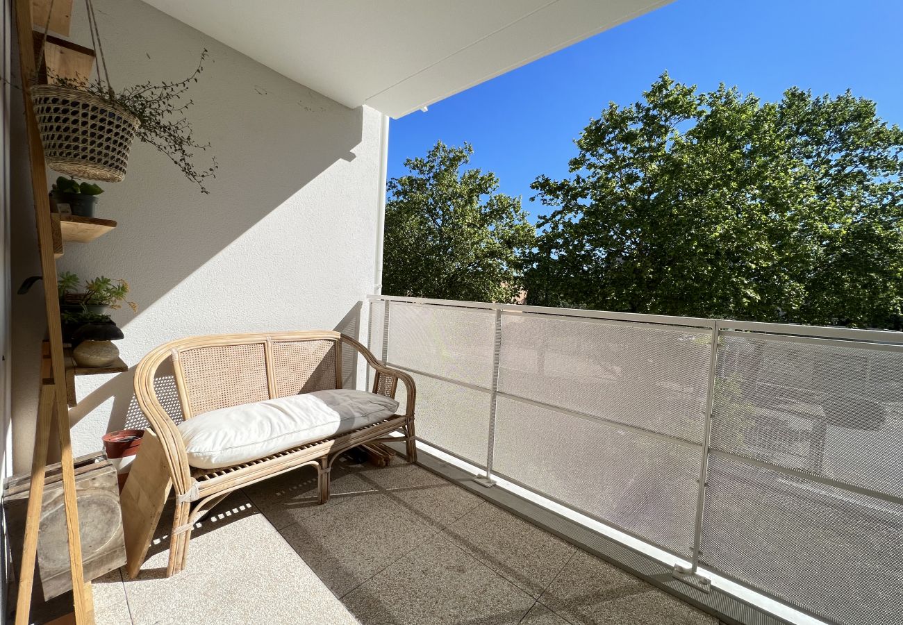 Appartement à Toulouse - La Louisiane: Lumineux T3 - Proche Métro