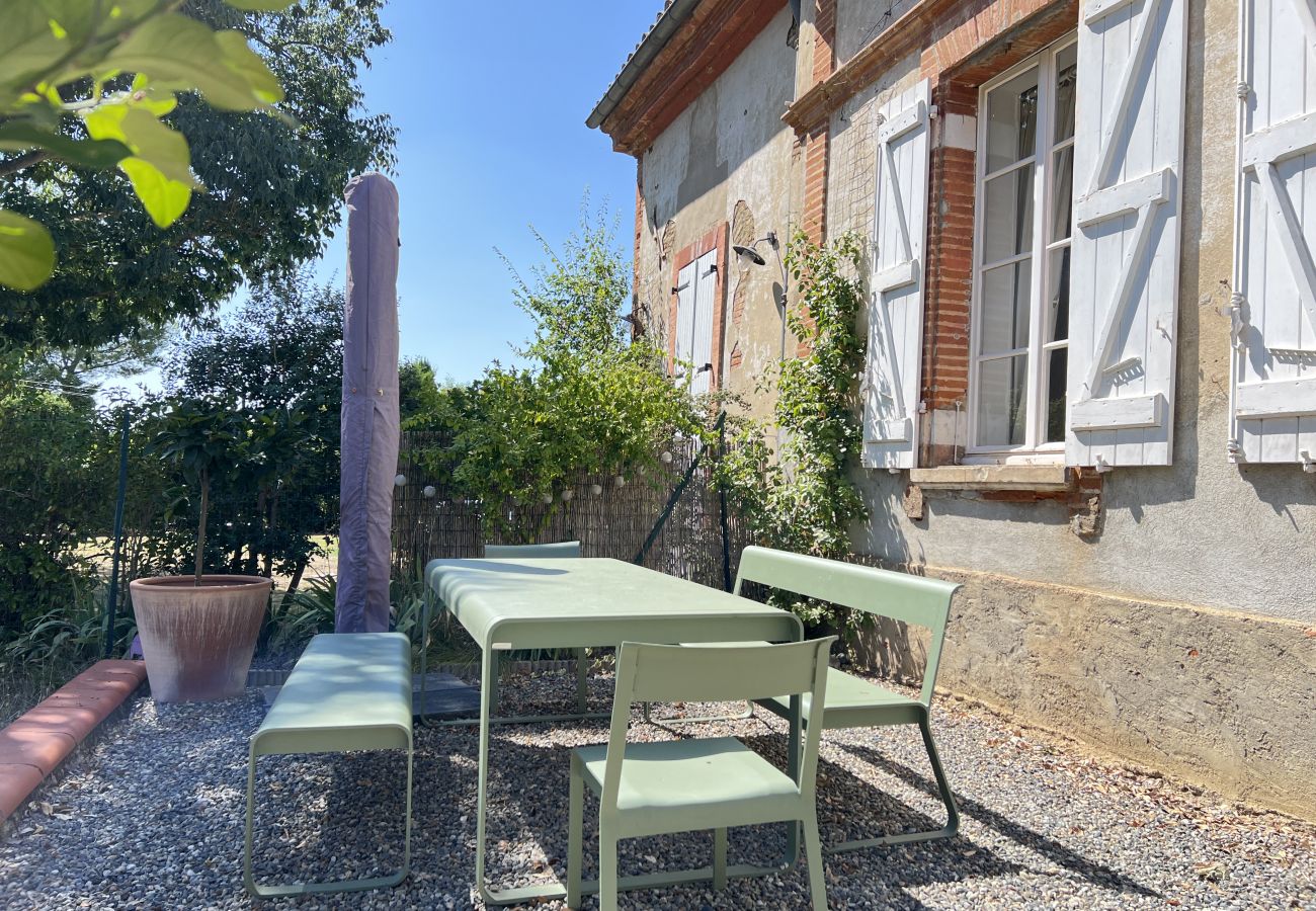 Maison mitoyenne à Tournefeuille - La Marquise – Maison Familiale - Piscine & Jardin