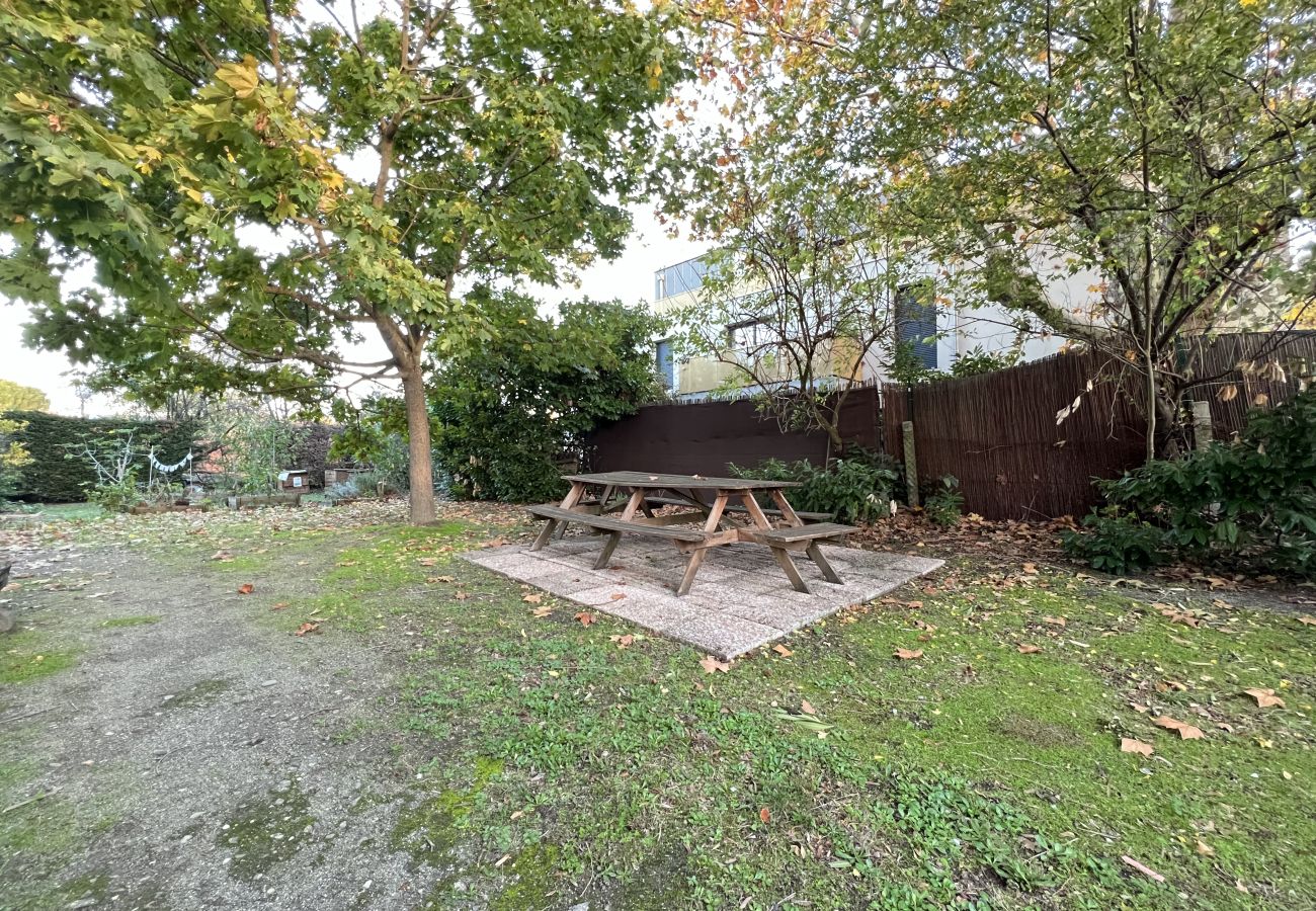 Appartement à Toulouse - Le Floral - 2p - Lumineux & Calme - Parking/Wifi