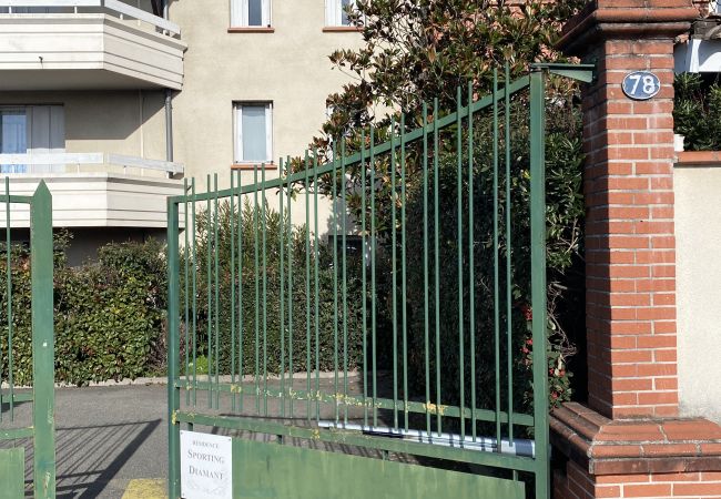 Appartement à Toulouse - Le Filou - Spacieux 4/6p - Terrasse & Parking