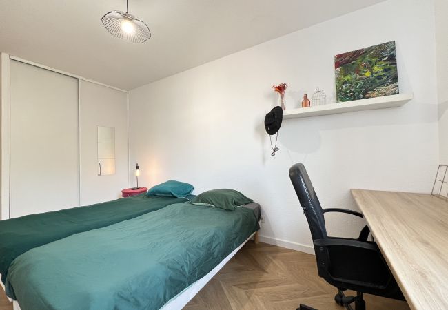 Appartement à Toulouse - Le Flower - 4p - Lumineux & Calme /Balcon/Parking