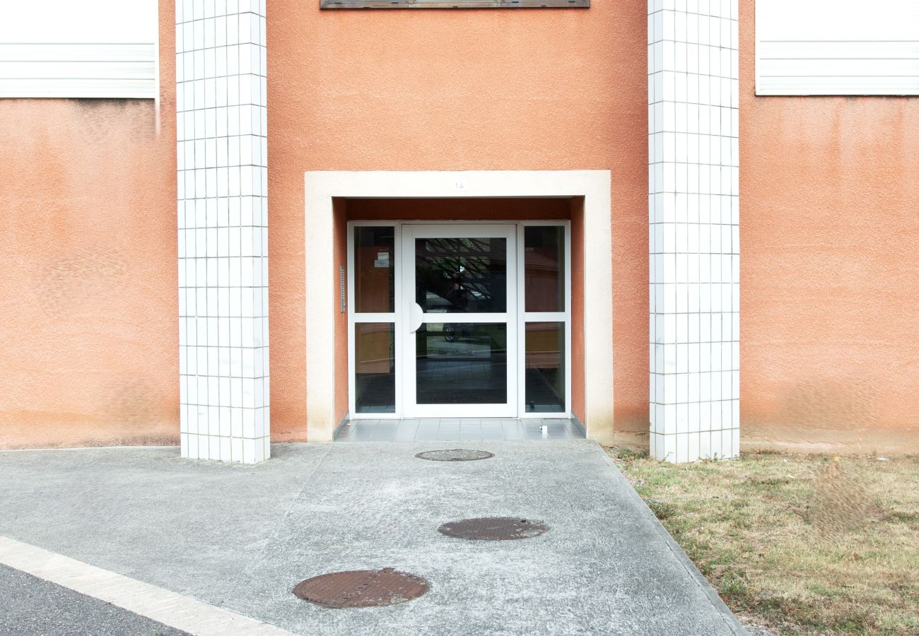 Appartement à Blagnac - Marylin - Studio chic et calme proche Airbus aérop