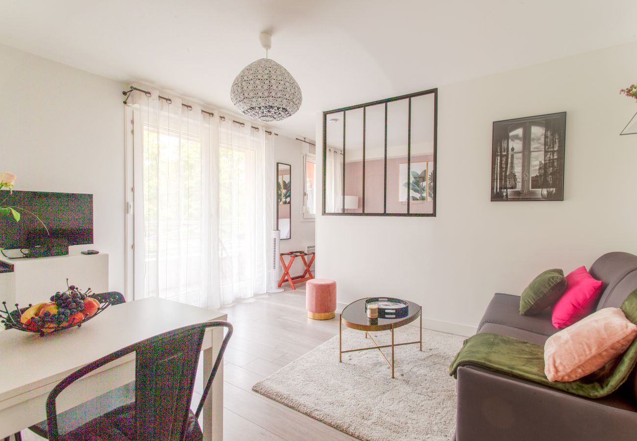 Appartement à Blagnac - Marylin - Studio chic et calme proche Airbus aérop