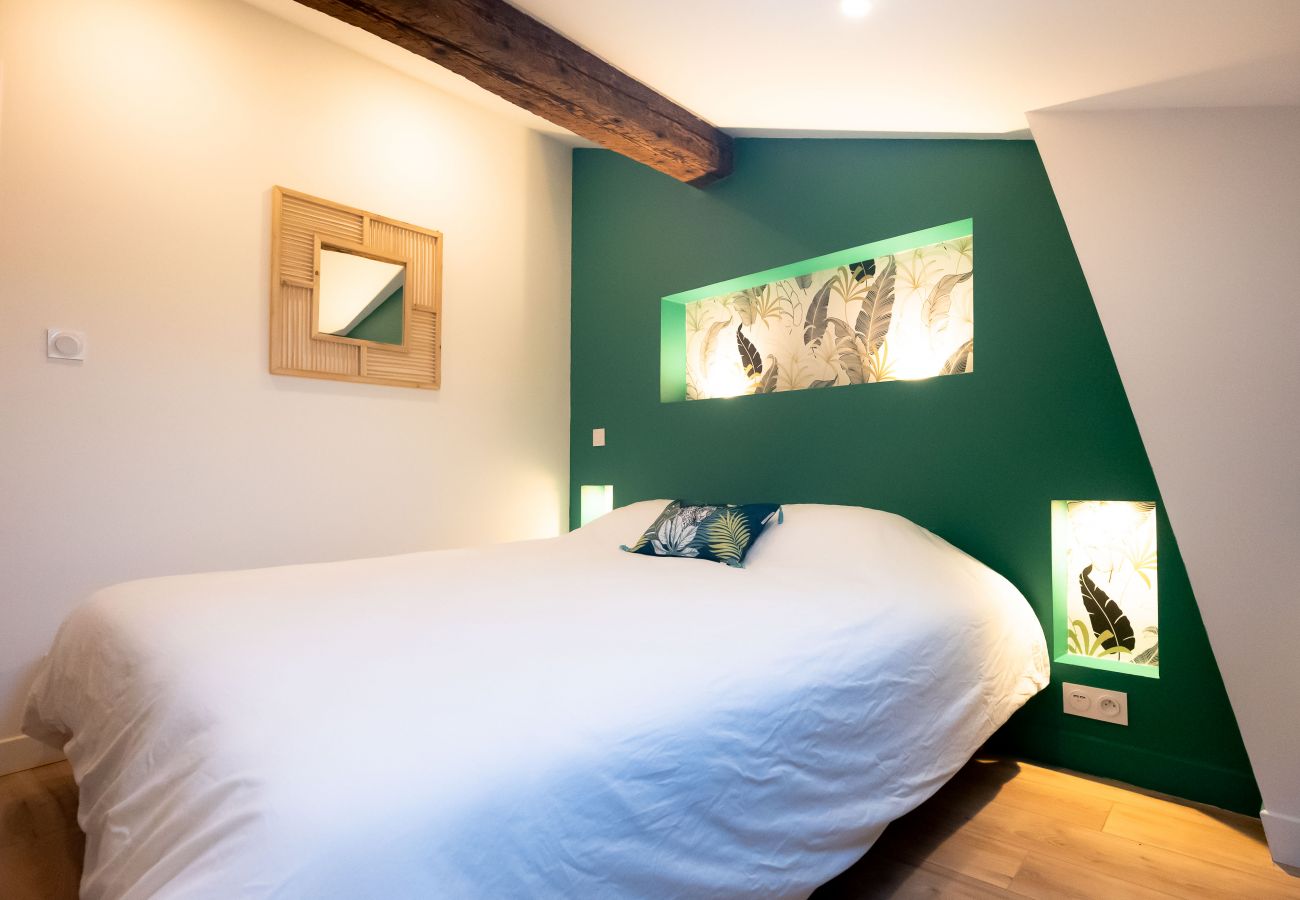 Apartment in Toulouse - Le Puits-Clos : T2 sous les toits proche Capitole