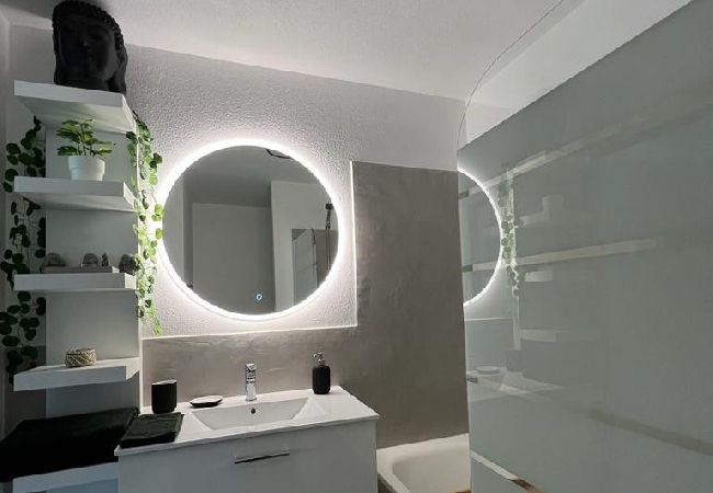 Apartment in Toulouse - Le CoZen - T2 cozy zen with parking & garden Apartment in Toulouse - Le CoZen - T2 cozy zen with parking & garden