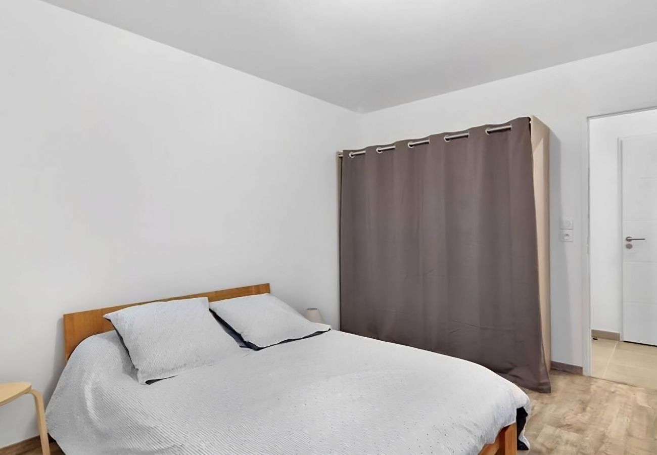 Apartment in Frouzins - Le Lamartine : baignez dans la nature en ville