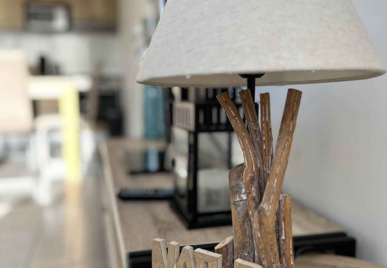 Apartment in Frouzins - Le Lamartine : baignez dans la nature en ville