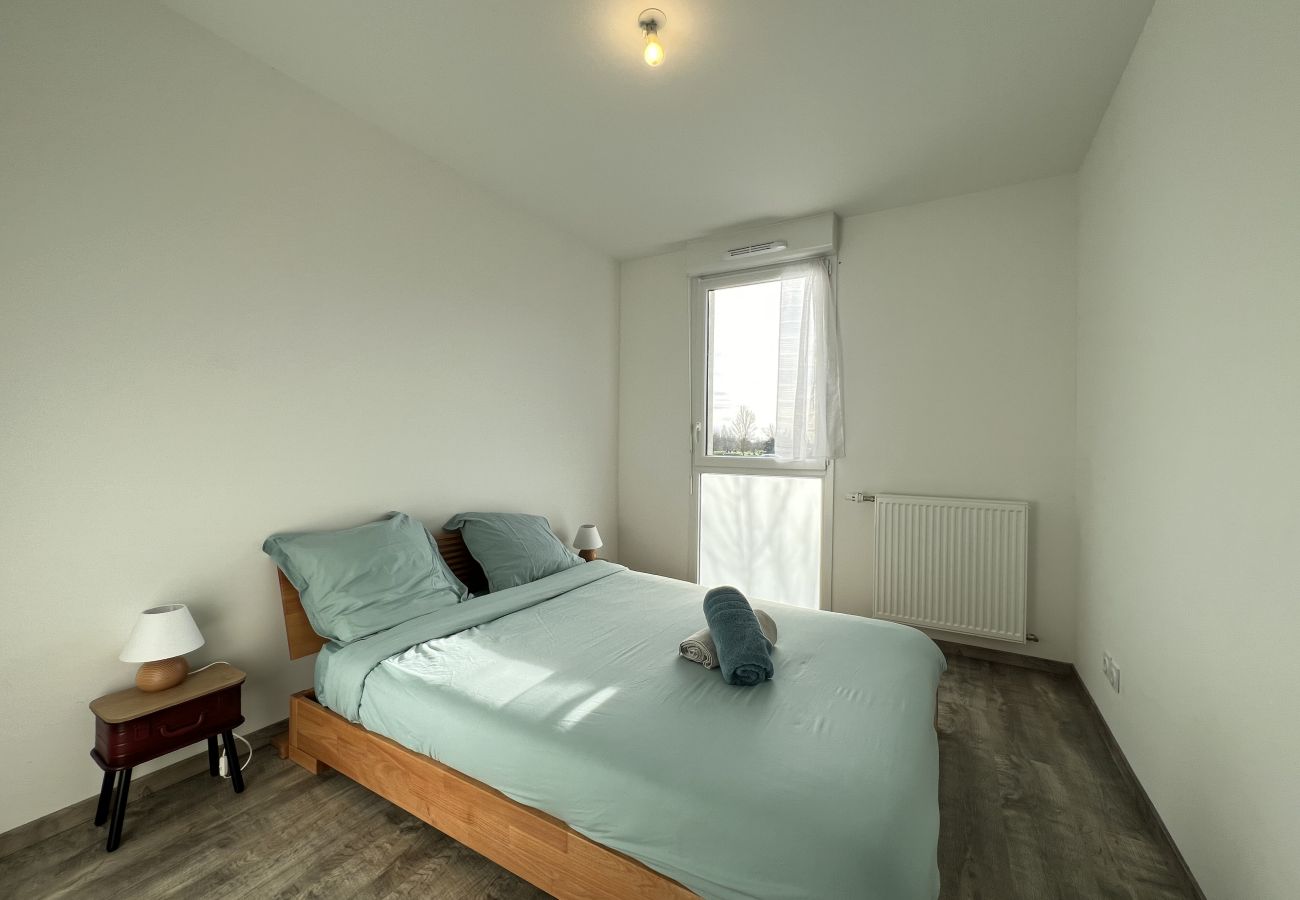 Apartment in Frouzins - Le Lamartine : baignez dans la nature en ville