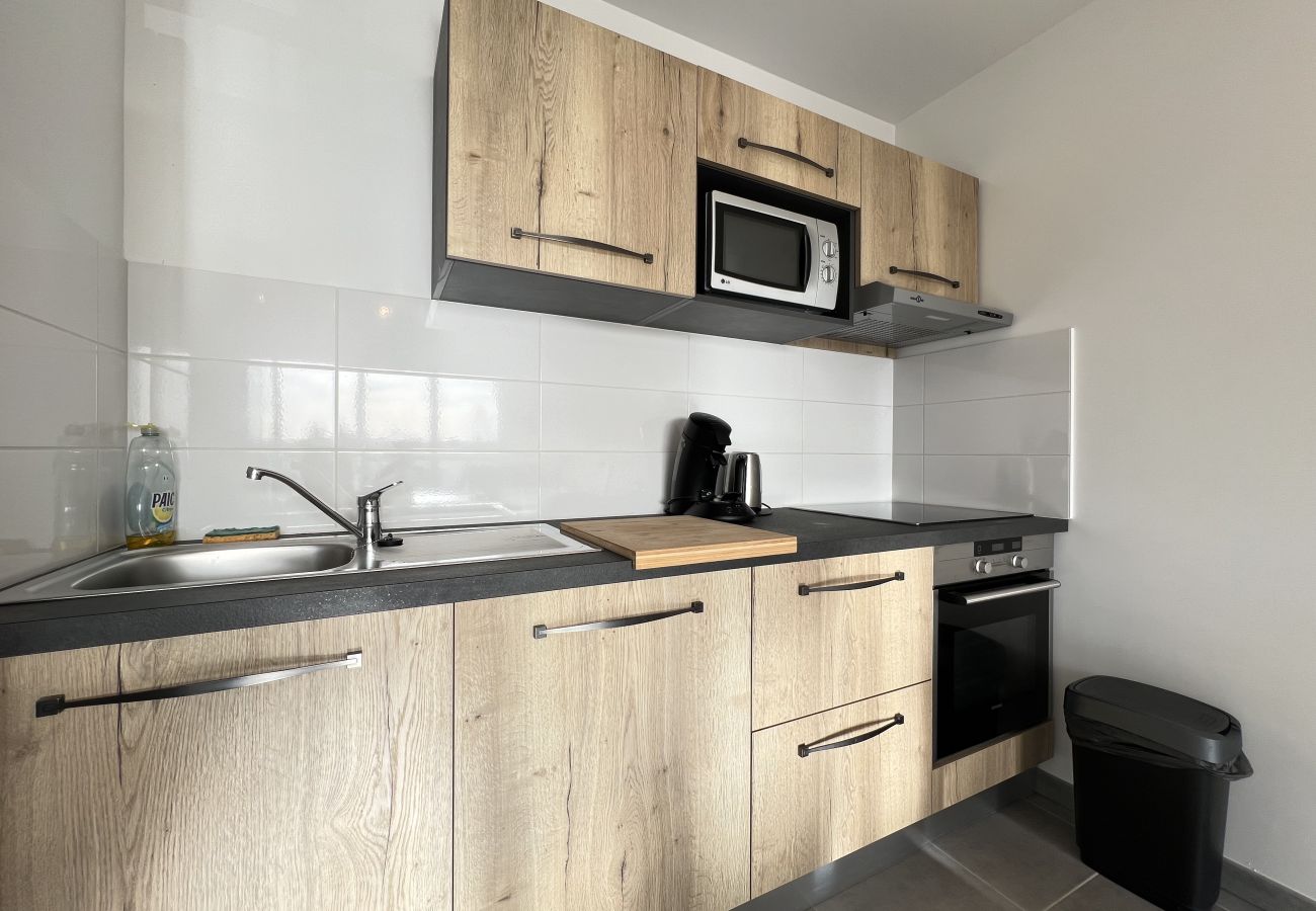 Apartment in Frouzins - Le Lamartine : baignez dans la nature en ville