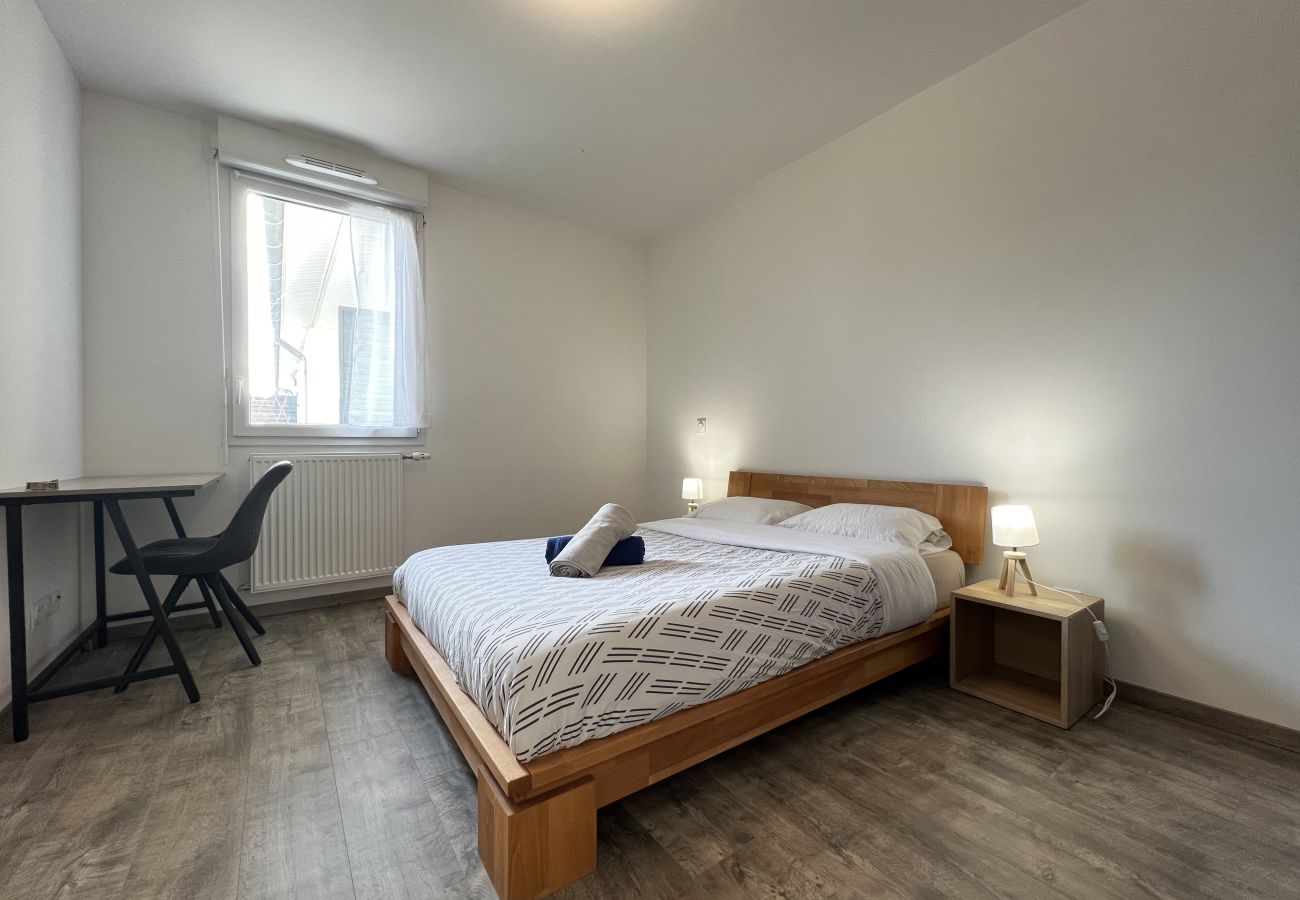 Apartment in Frouzins - Le Lamartine : baignez dans la nature en ville
