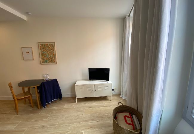 Apartment in Toulouse - Le Garonne🌊Agréable Studio☀︎ proche du Capitole  Apartment in Toulouse - Le Garonne🌊Agréable Studio☀︎ proche du Capitole