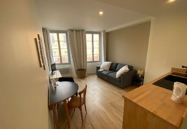 Apartment in Toulouse - Le Garonne🌊Agréable Studio☀︎ proche du Capitole 