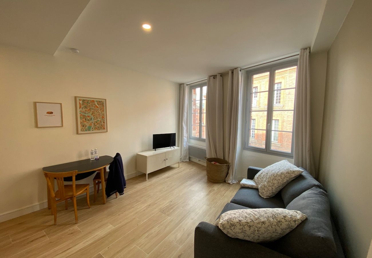 Apartment in Toulouse - Le Garonne - Lumineux studio proche Capitole