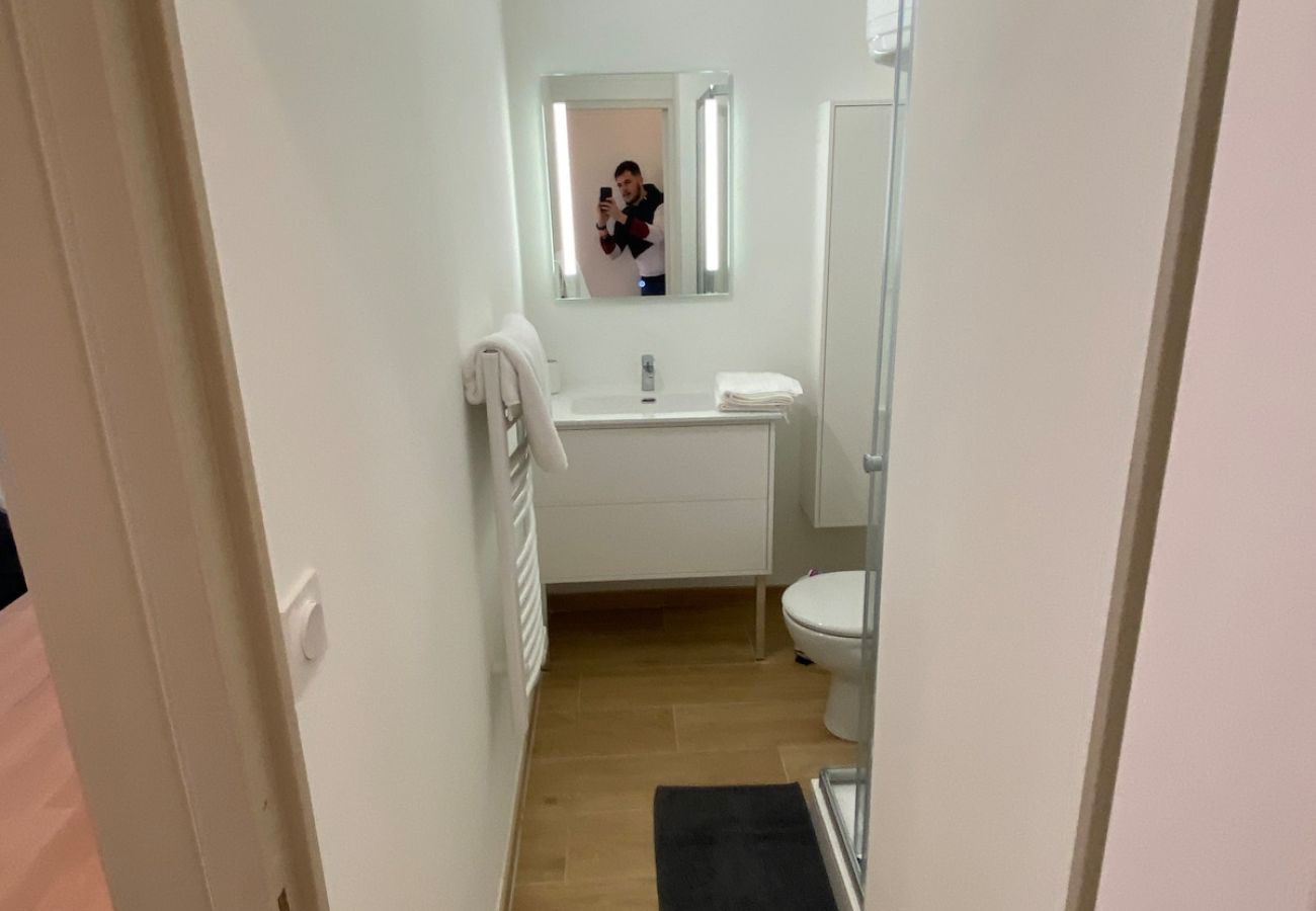 Apartment in Toulouse - Le Garonne - Lumineux studio proche Capitole