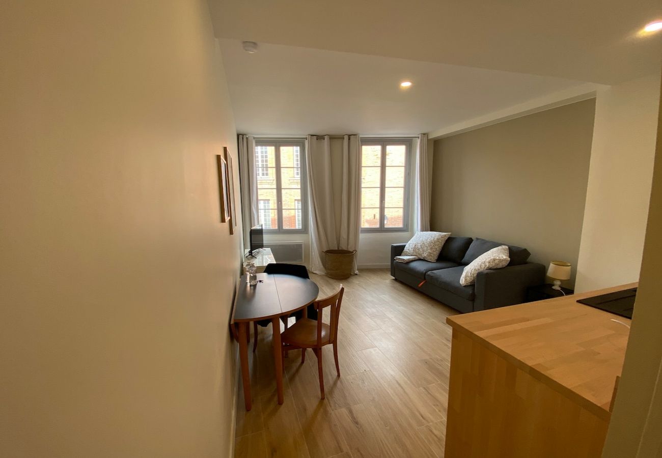 Apartment in Toulouse - Le Garonne - Lumineux studio proche Capitole