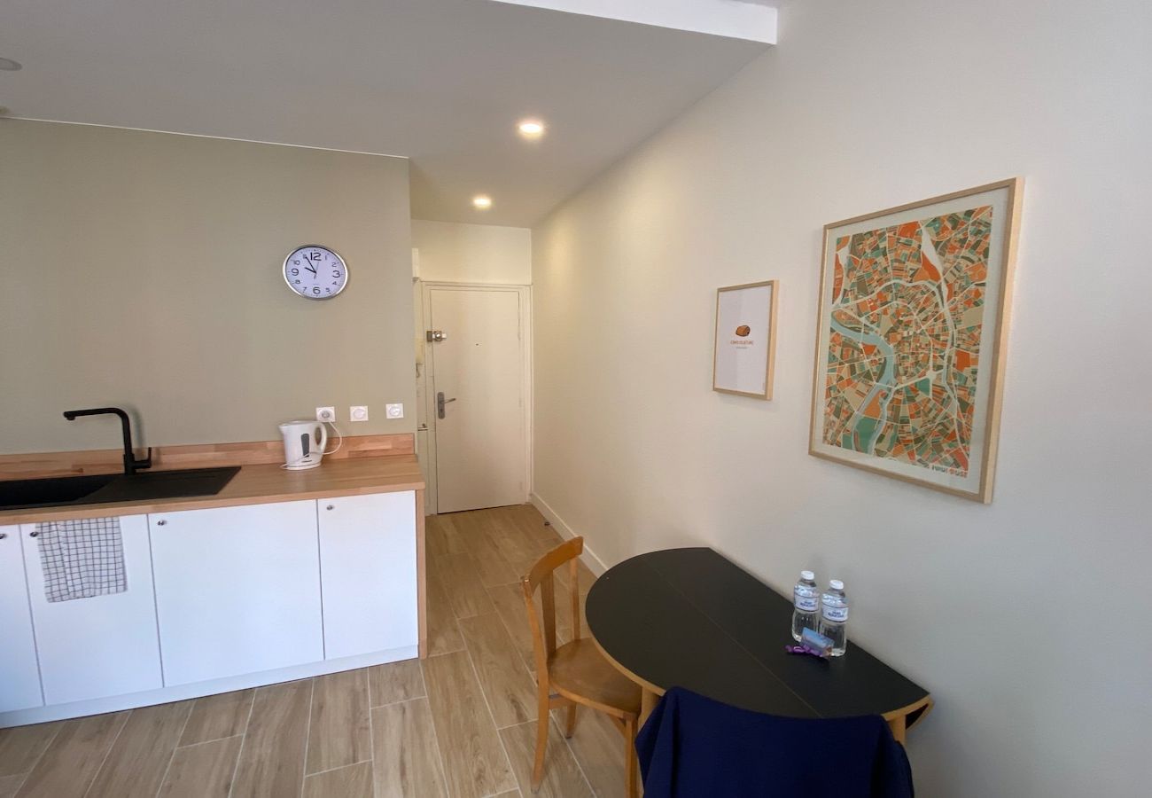 Apartment in Toulouse - Le Garonne - Lumineux studio proche Capitole