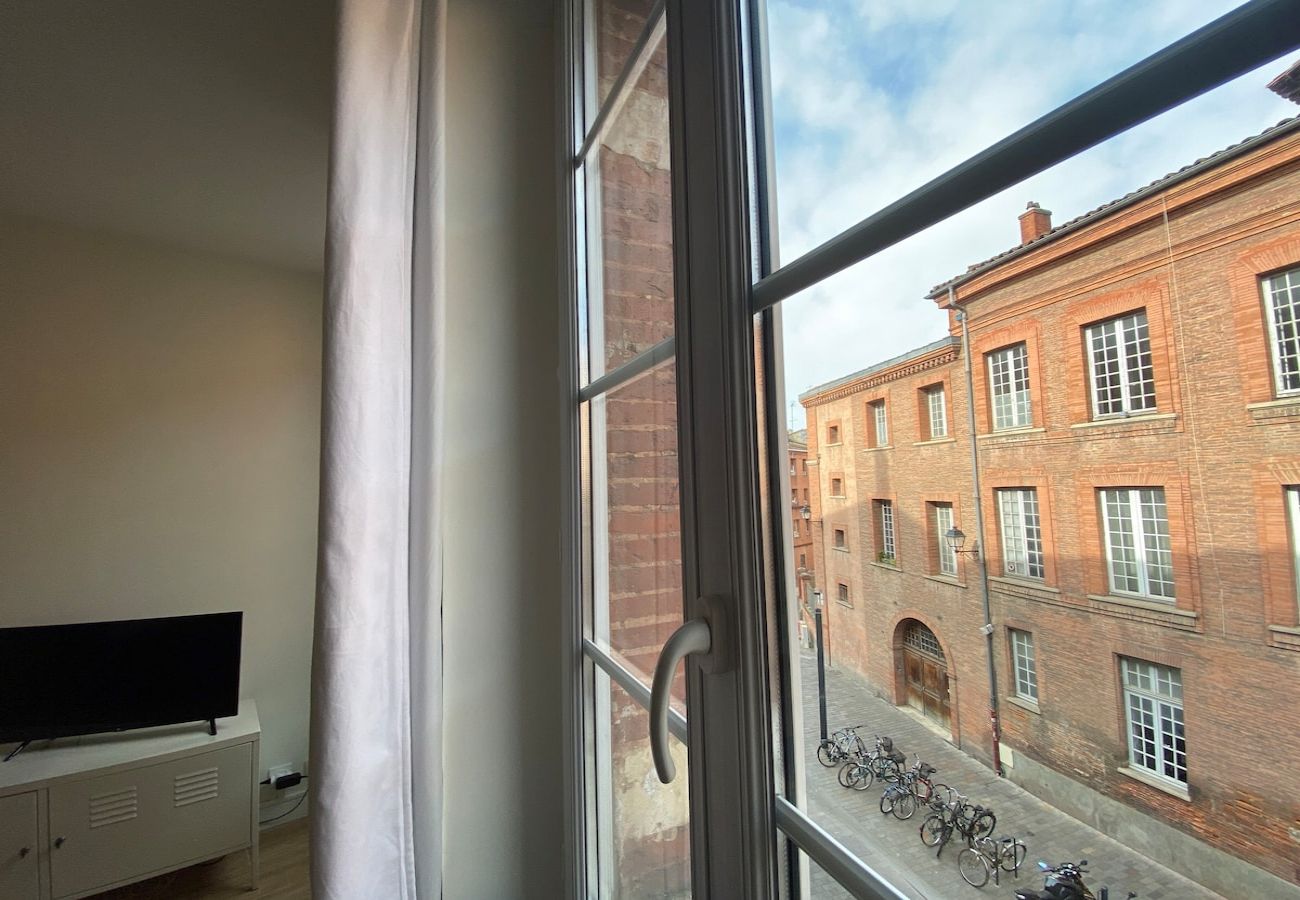 Apartment in Toulouse - Le Garonne - Lumineux studio proche Capitole