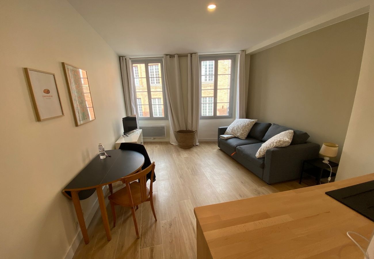 Apartment in Toulouse - Le Garonne - Lumineux studio proche Capitole