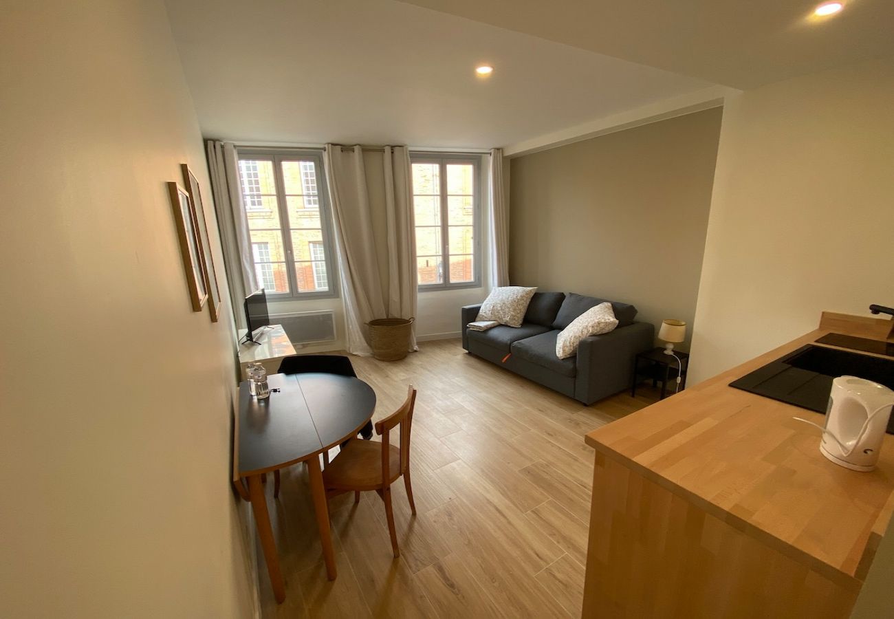 Apartment in Toulouse - Le Garonne - Lumineux studio proche Capitole