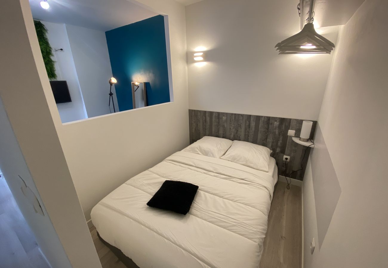 Apartment in Toulouse - Le Coquet - Studio proche métro