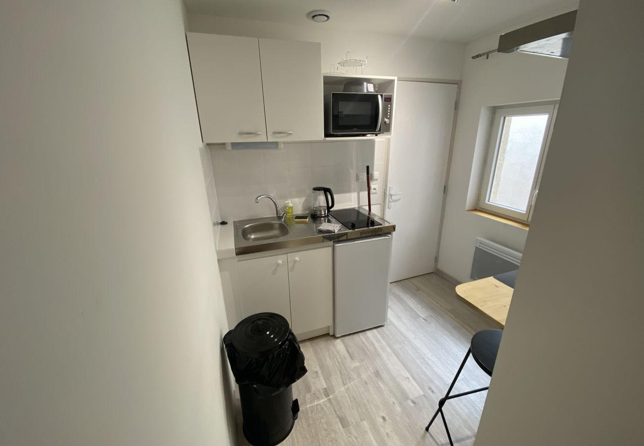 Apartment in Toulouse - Le Coquet - Studio proche métro