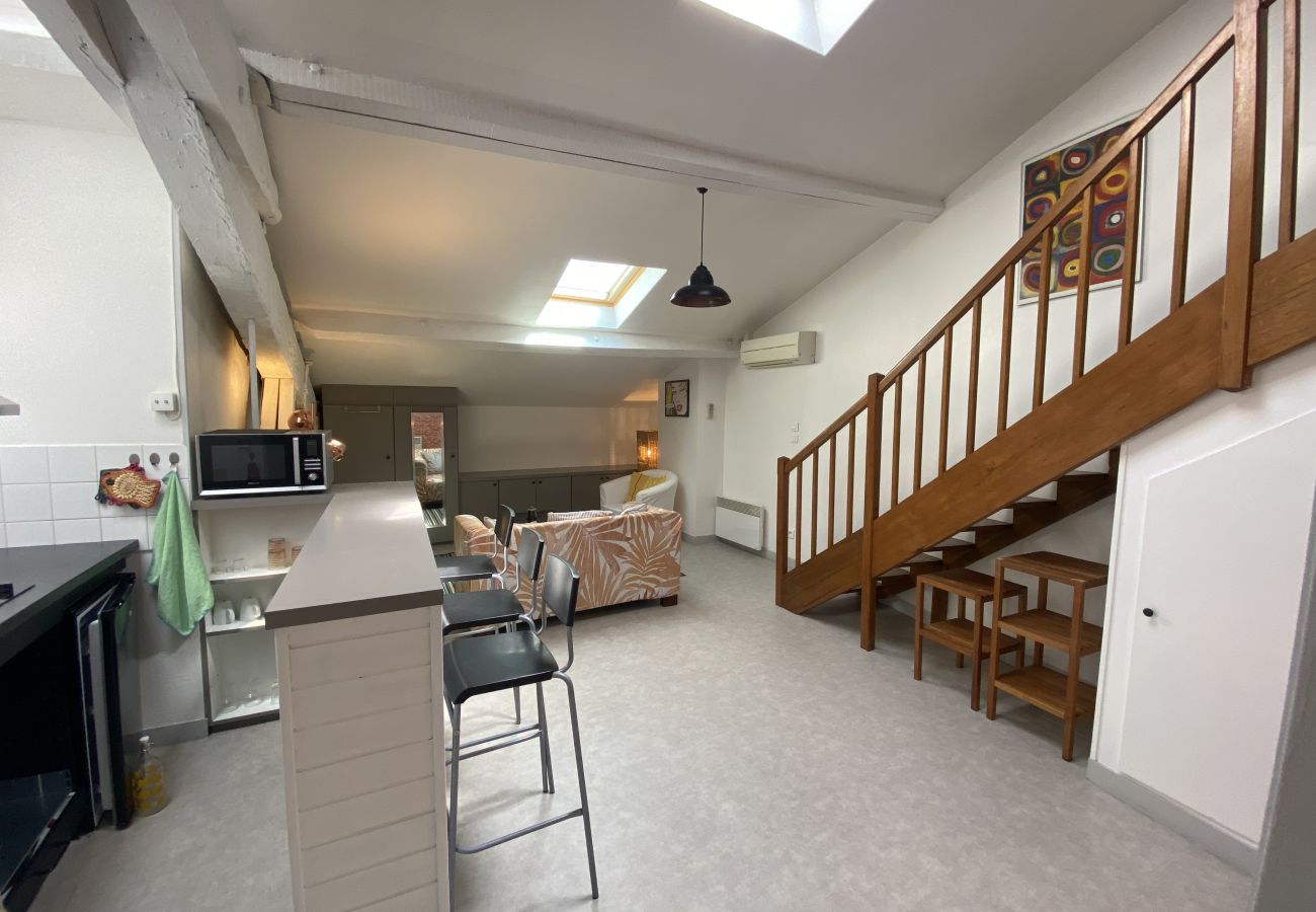 Apartment in Toulouse - Le Beatles : Charmant studio au Capitole