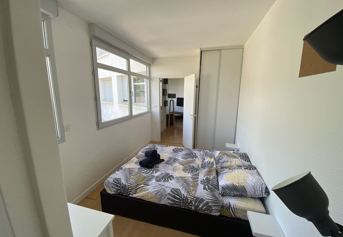 Apartment in Toulouse - Le Fer à Cheval : Agréable T2 avec petit Parking