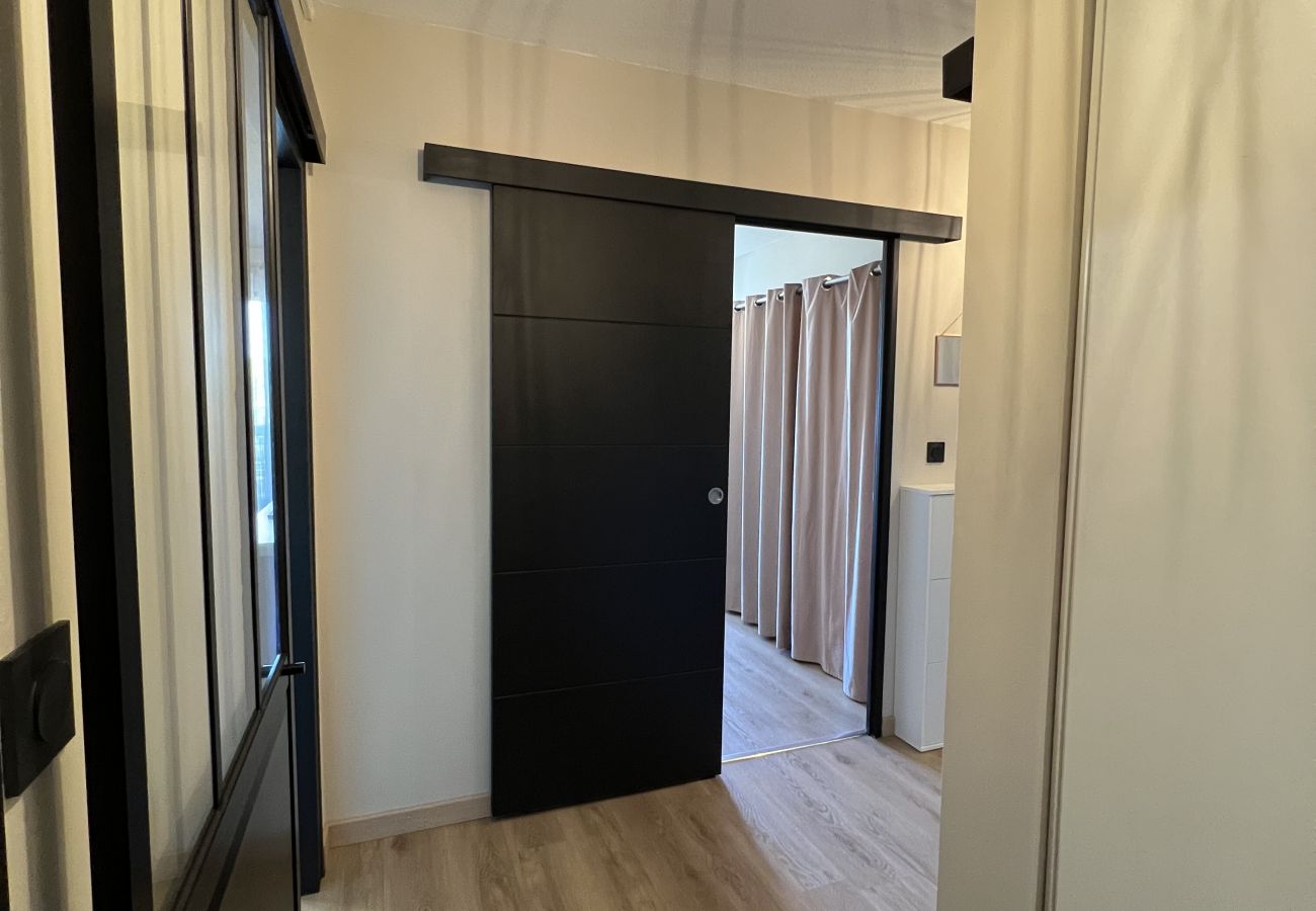 Apartment in Toulouse - Le Zénith : Agréable T3 tout équipé proche Zénith