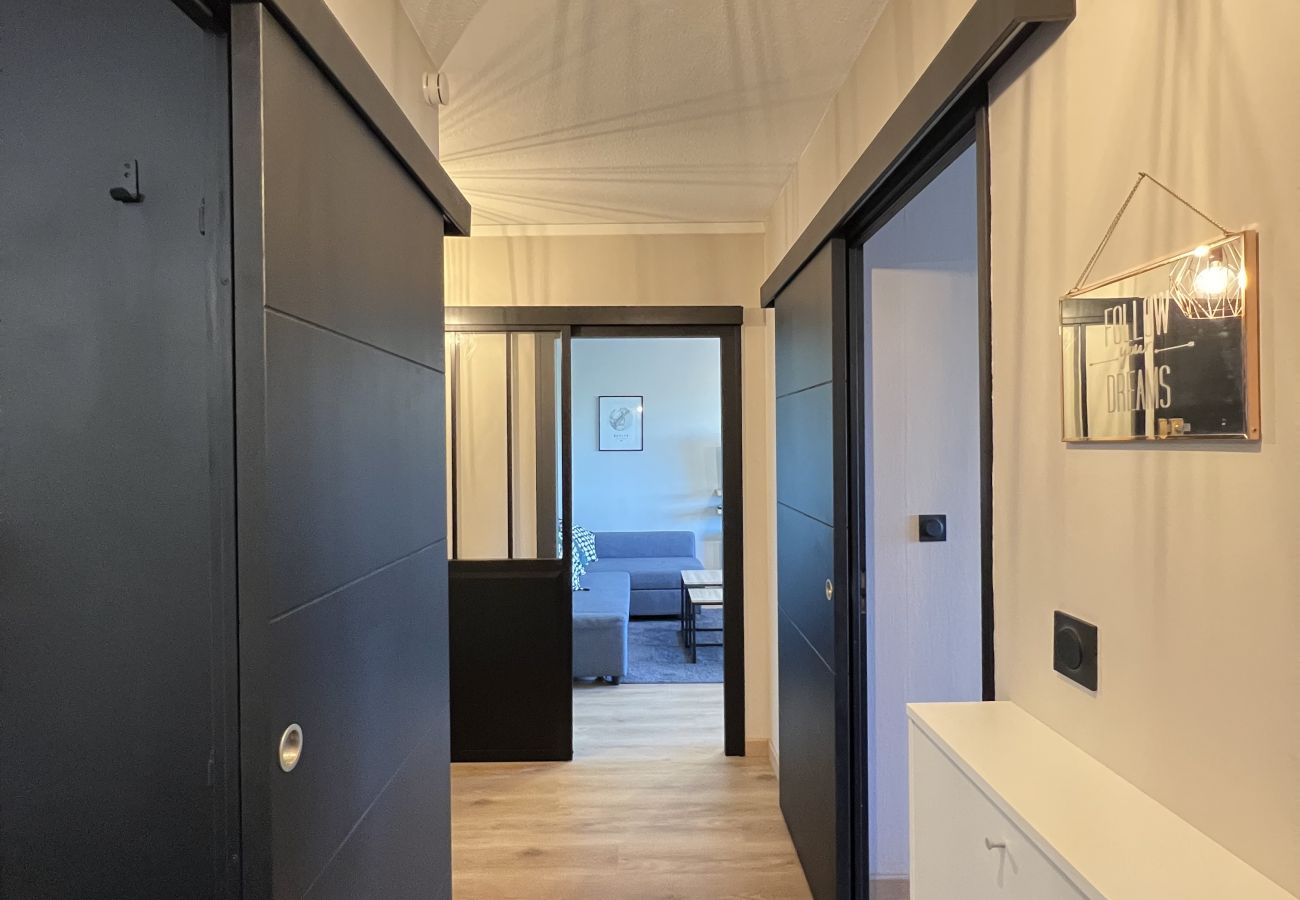 Apartment in Toulouse - Le Zénith : Agréable T3 tout équipé proche Zénith