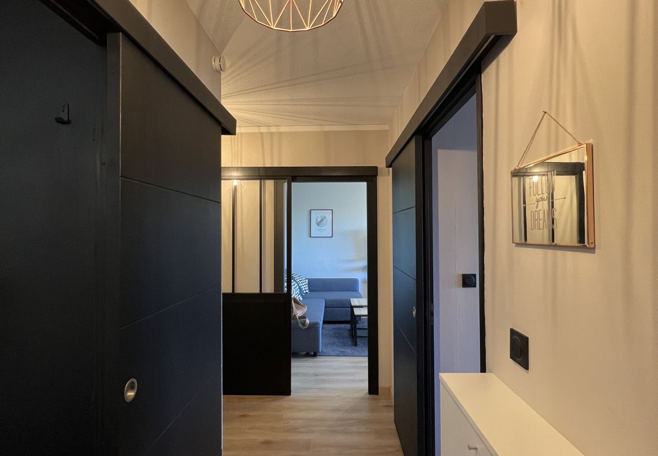 Apartment in Toulouse - Le Zénith : Agréable T3 tout équipé proche Zénith