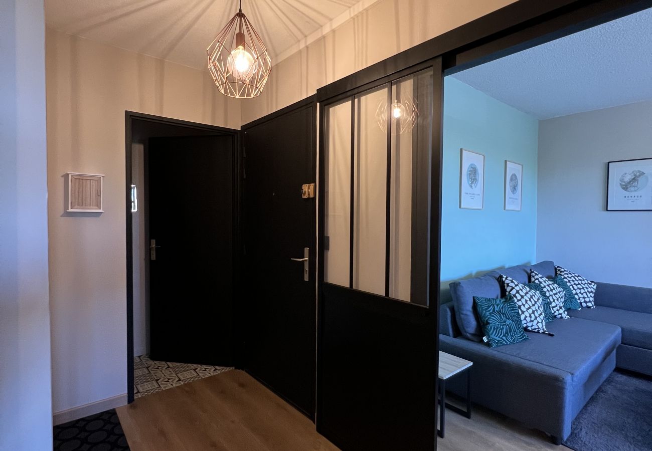Apartment in Toulouse - Le Zénith : Agréable T3 tout équipé proche Zénith
