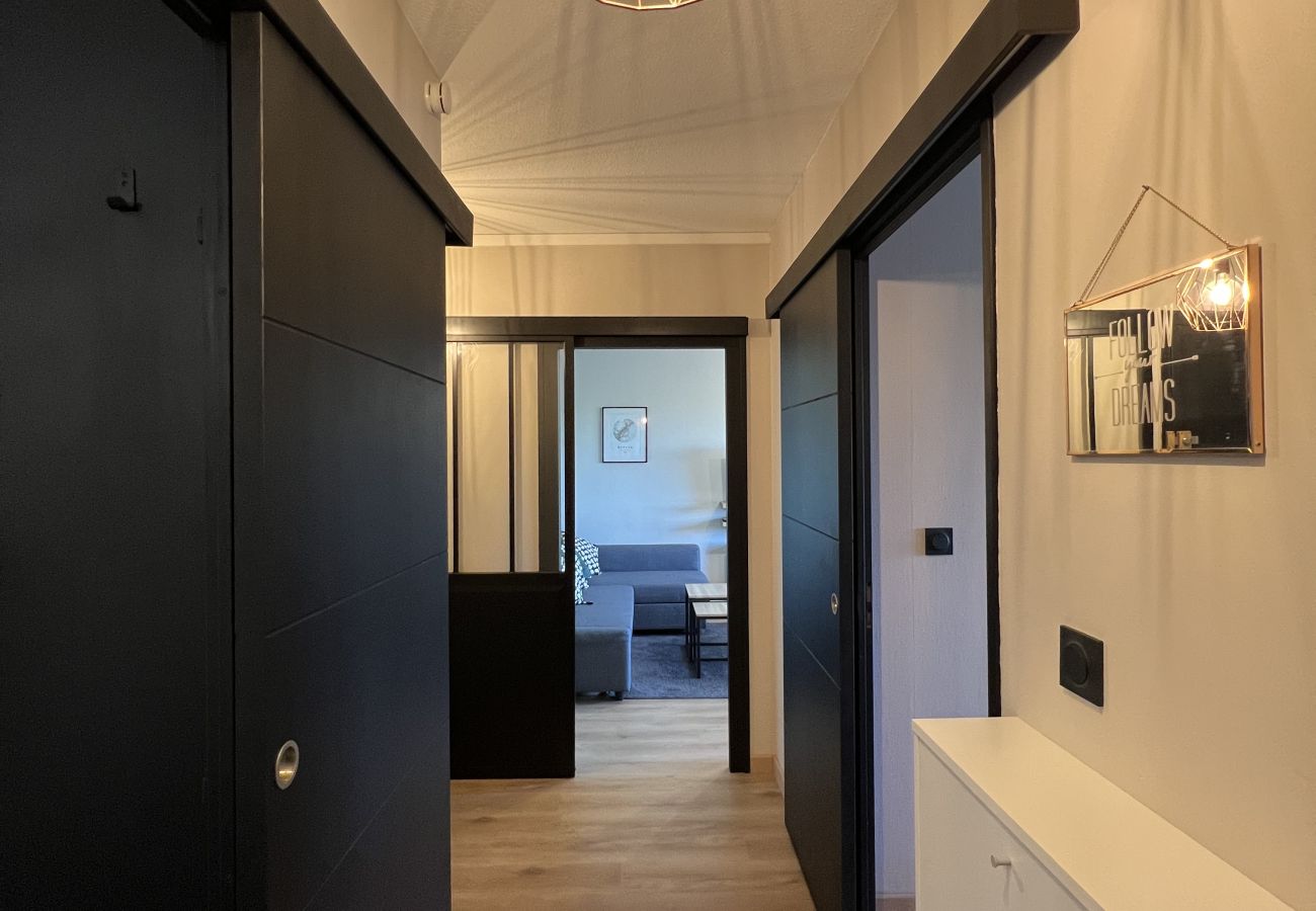 Apartment in Toulouse - Le Zénith : Agréable T3 tout équipé proche Zénith