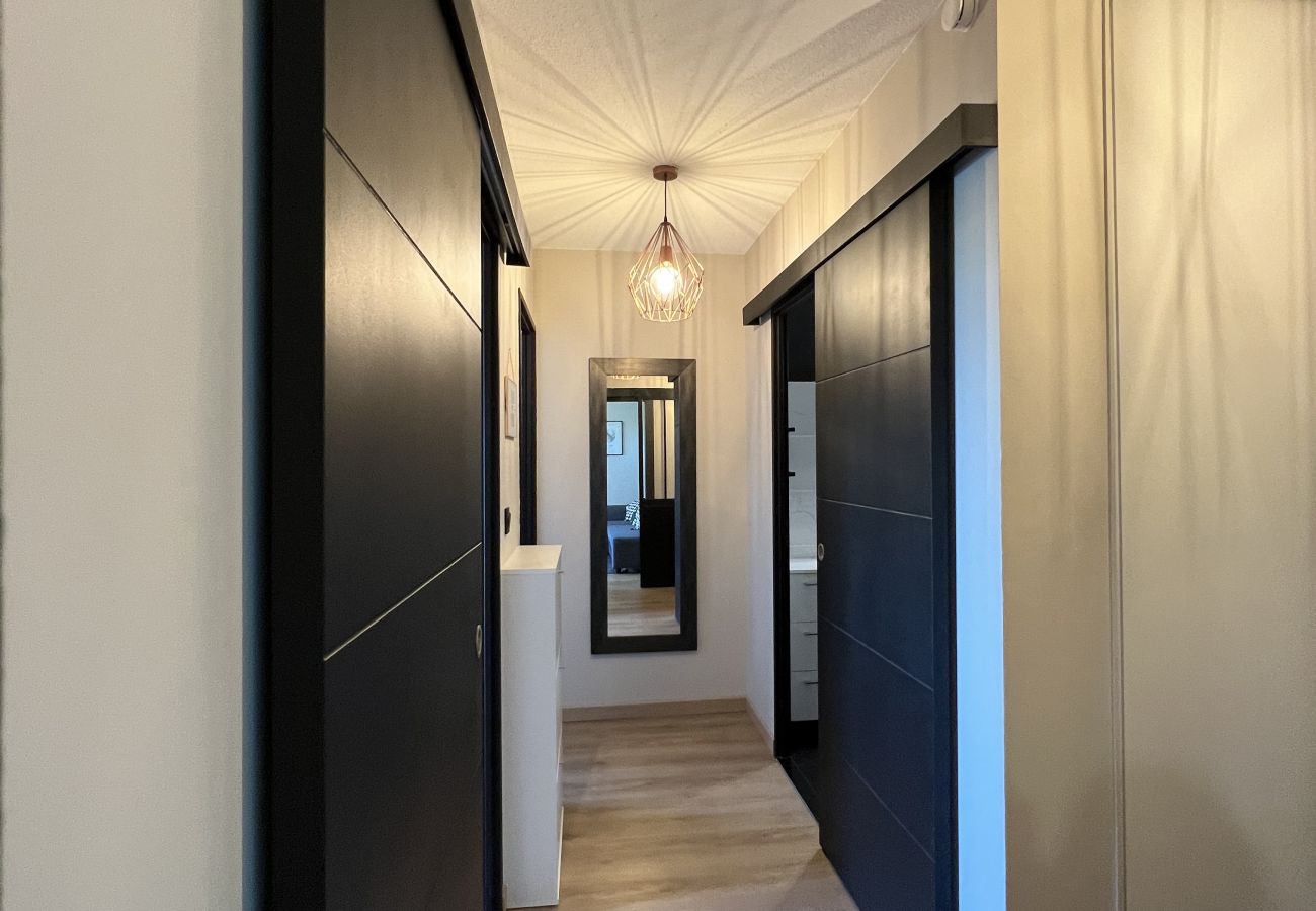 Apartment in Toulouse - Le Zénith : Agréable T3 tout équipé proche Zénith