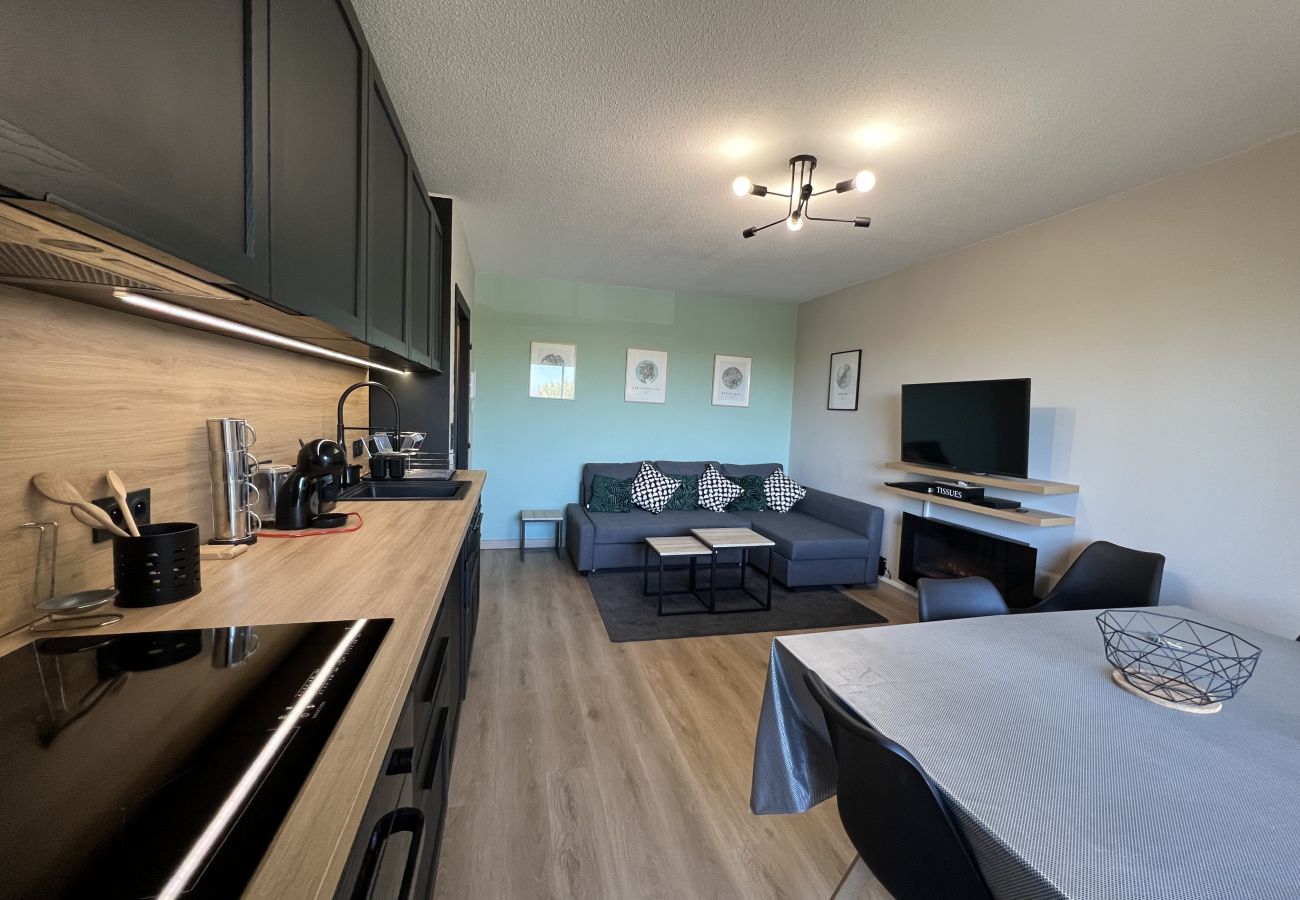 Apartment in Toulouse - Le Zénith : Agréable T3 tout équipé proche Zénith