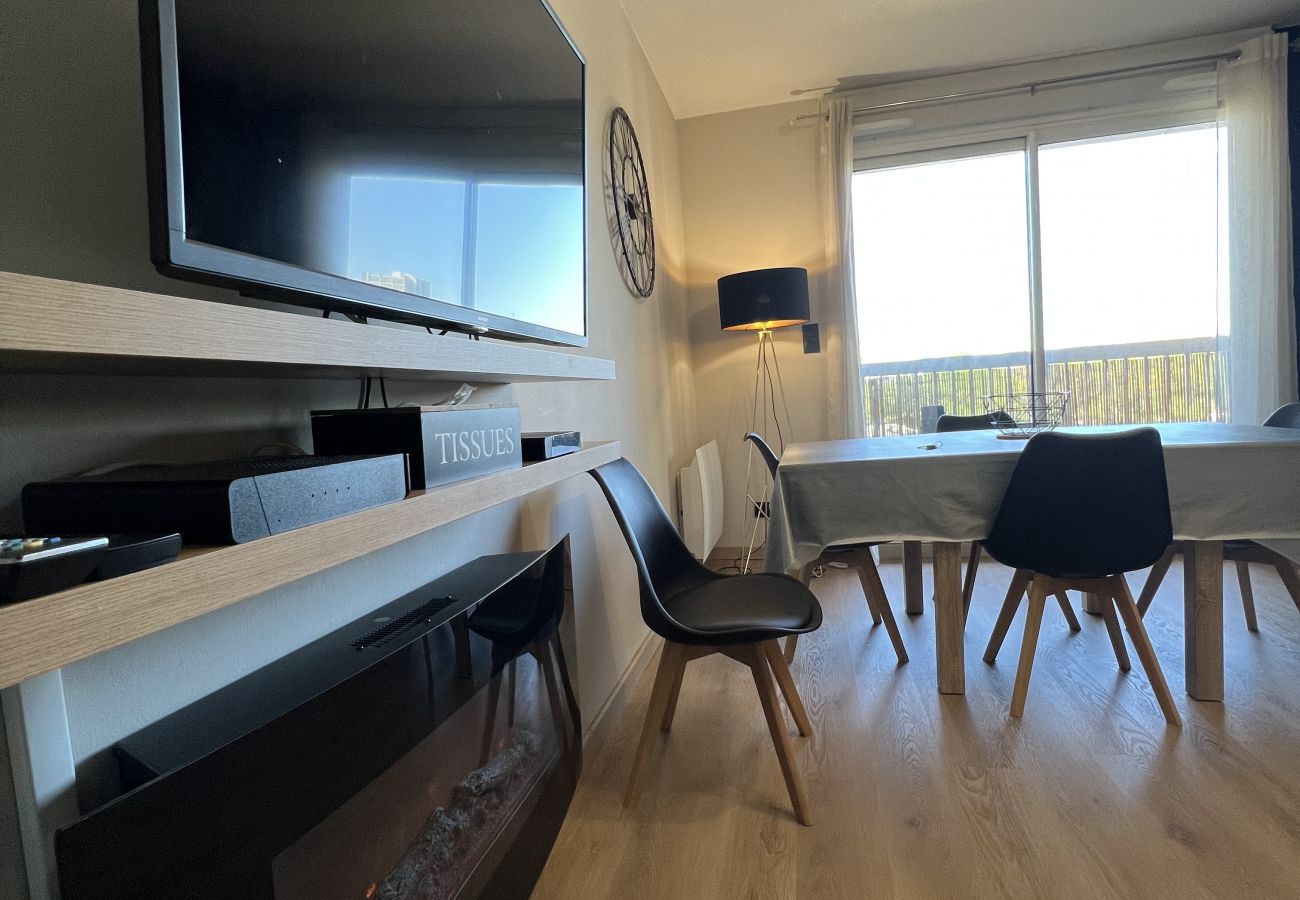 Apartment in Toulouse - Le Zénith : Agréable T3 tout équipé proche Zénith