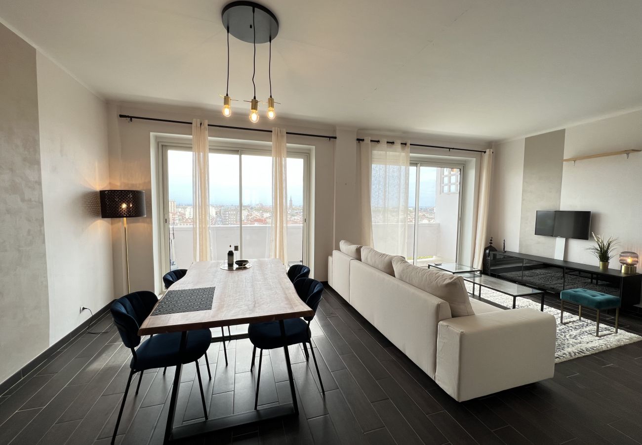 Apartment in Toulouse - Le Pyrénéen : T2 avec incroyable vue