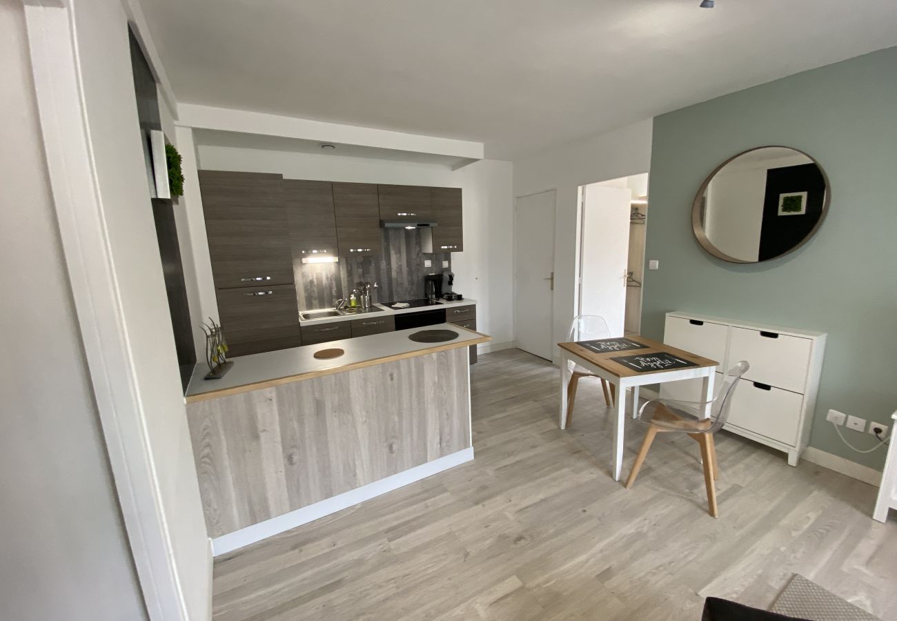 Apartment in Toulouse - Le Desbals : T2 agréable près du métro