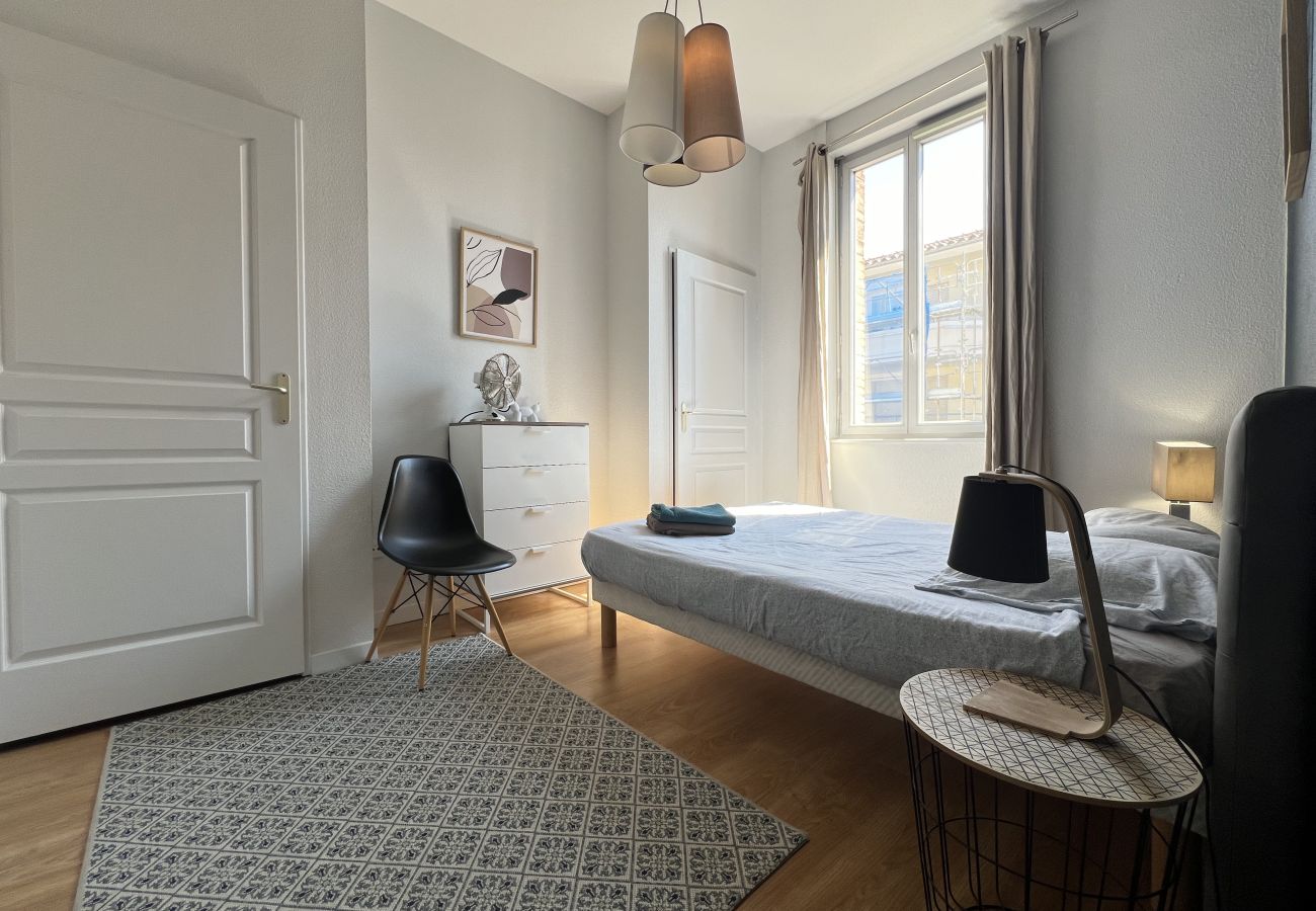 Apartment in Toulouse - Le Saint-Aubin : élégant T2 près des Ramblas