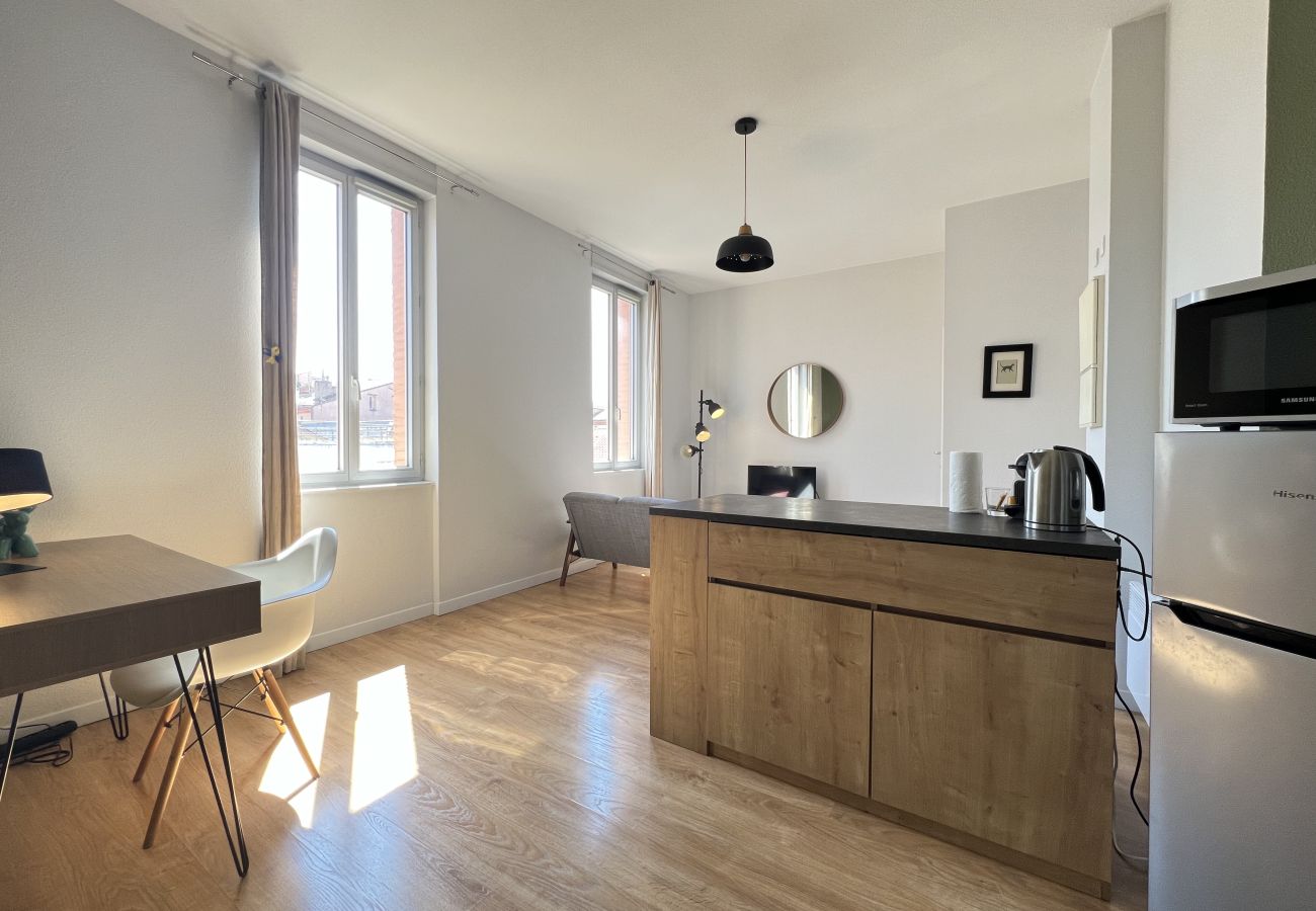 Apartment in Toulouse - Le Saint-Aubin : élégant T2 près des Ramblas