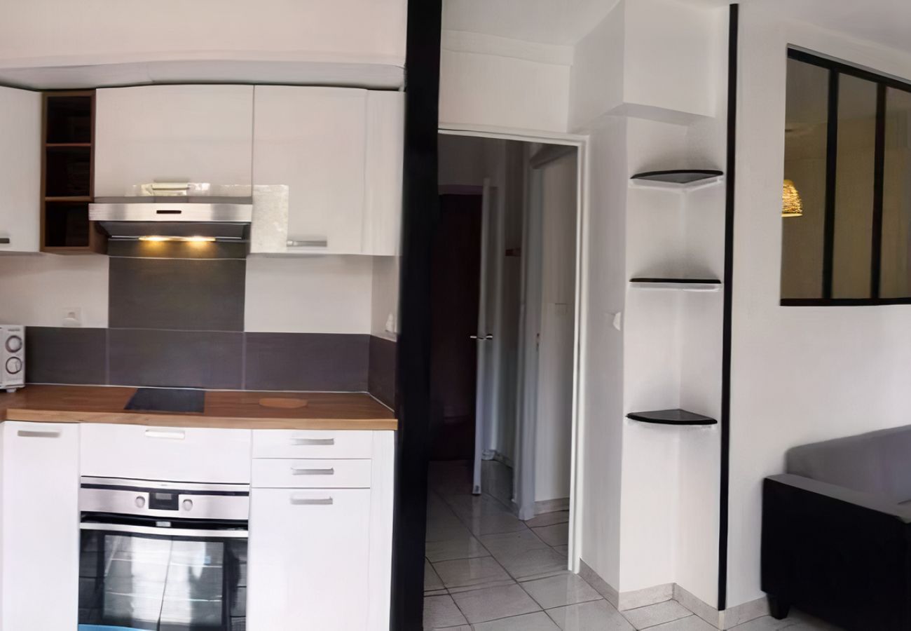 Apartment in Toulouse - Le Saint-Eloi : T1bis avec jardin et parking