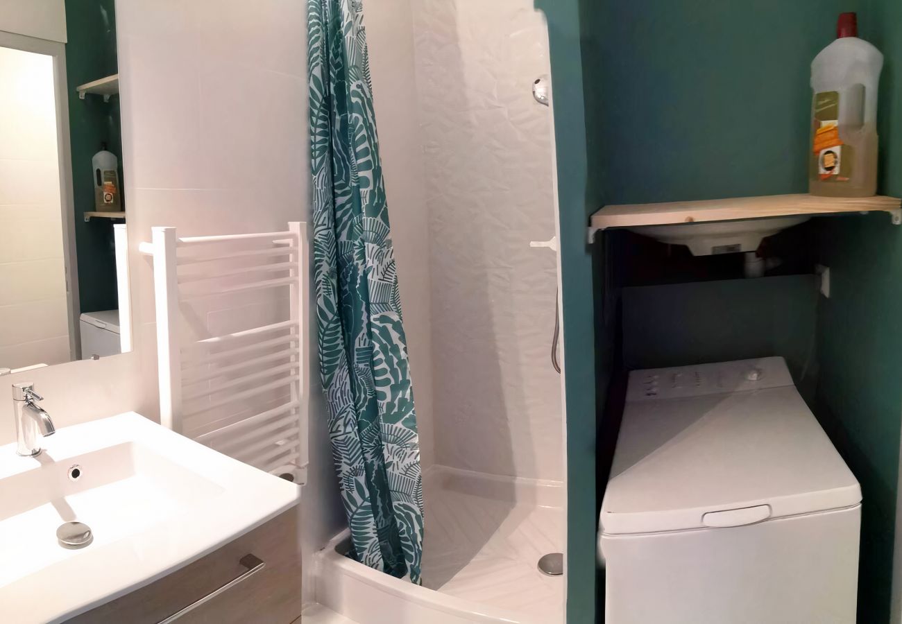 Apartment in Toulouse - Le Saint-Eloi : T1bis avec jardin et parking